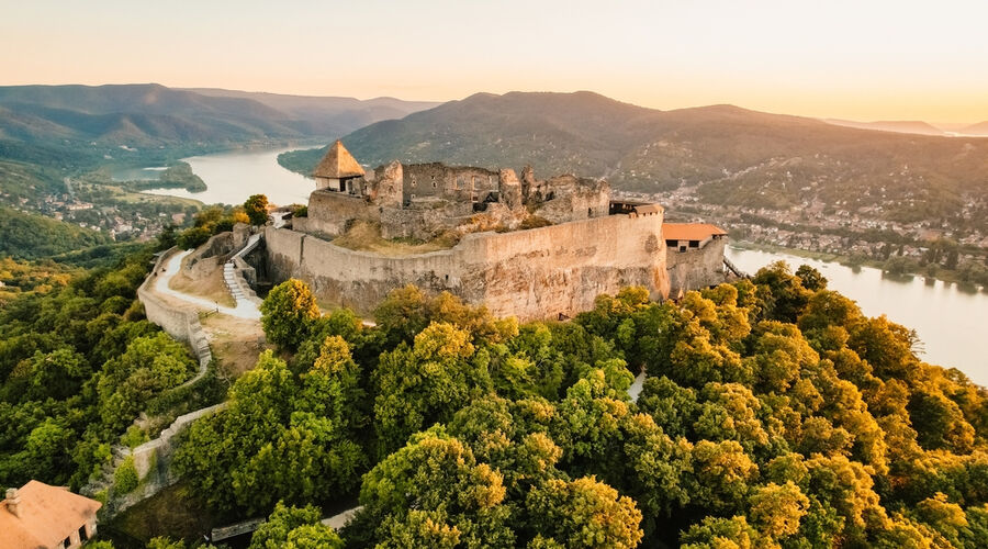 Ajet ile Viva Orta Avrupa Hallstatt 5 Ulke Turu PRG-BUD