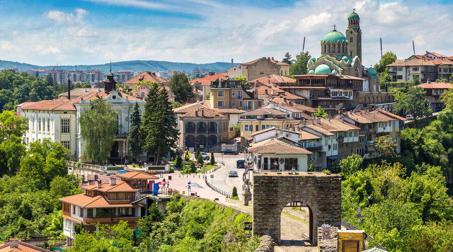 Bükreş Transilvanya Şatolar Turu 2 gece Otel Konaklaması / Vizeli