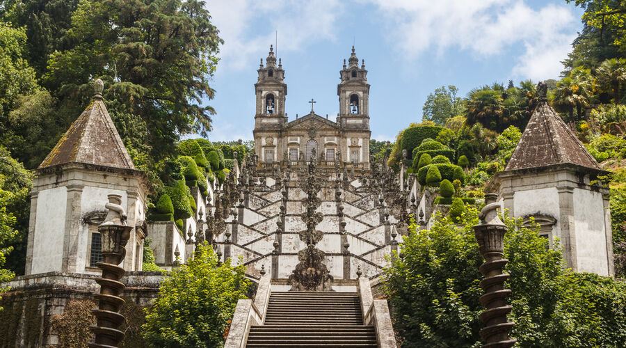 Ankara Çıkışlı Pegasus ile Portekiz’in Ruhu: Lizbon’dan Porto’ya Turu 4 Gece Otel Konaklaması  LIS-LIS