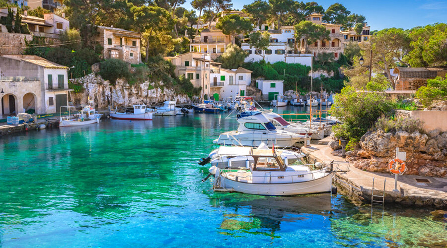 Pegasus İle Ekspres İspanya Turu / 4 Gece Otel Konaklaması BCN- MAD / Vizeli