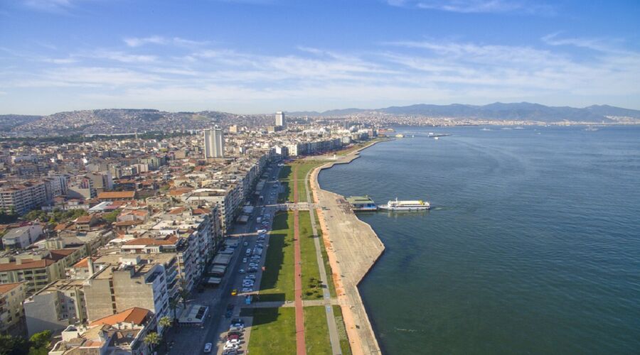 İzmir Çeşme Kuşadası Pamukkale Turu 2 Gece