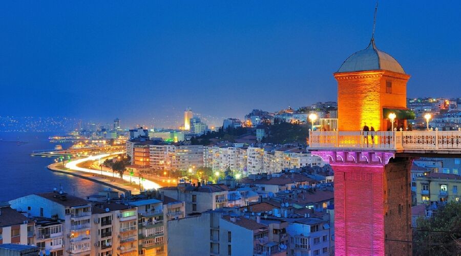 İzmir Çeşme Kuşadası Pamukkale Turu 2 Gece