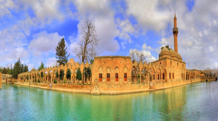 Uçaklı Gaziantep Şanlıurfa Göbeklitepe Turu 1 Gece